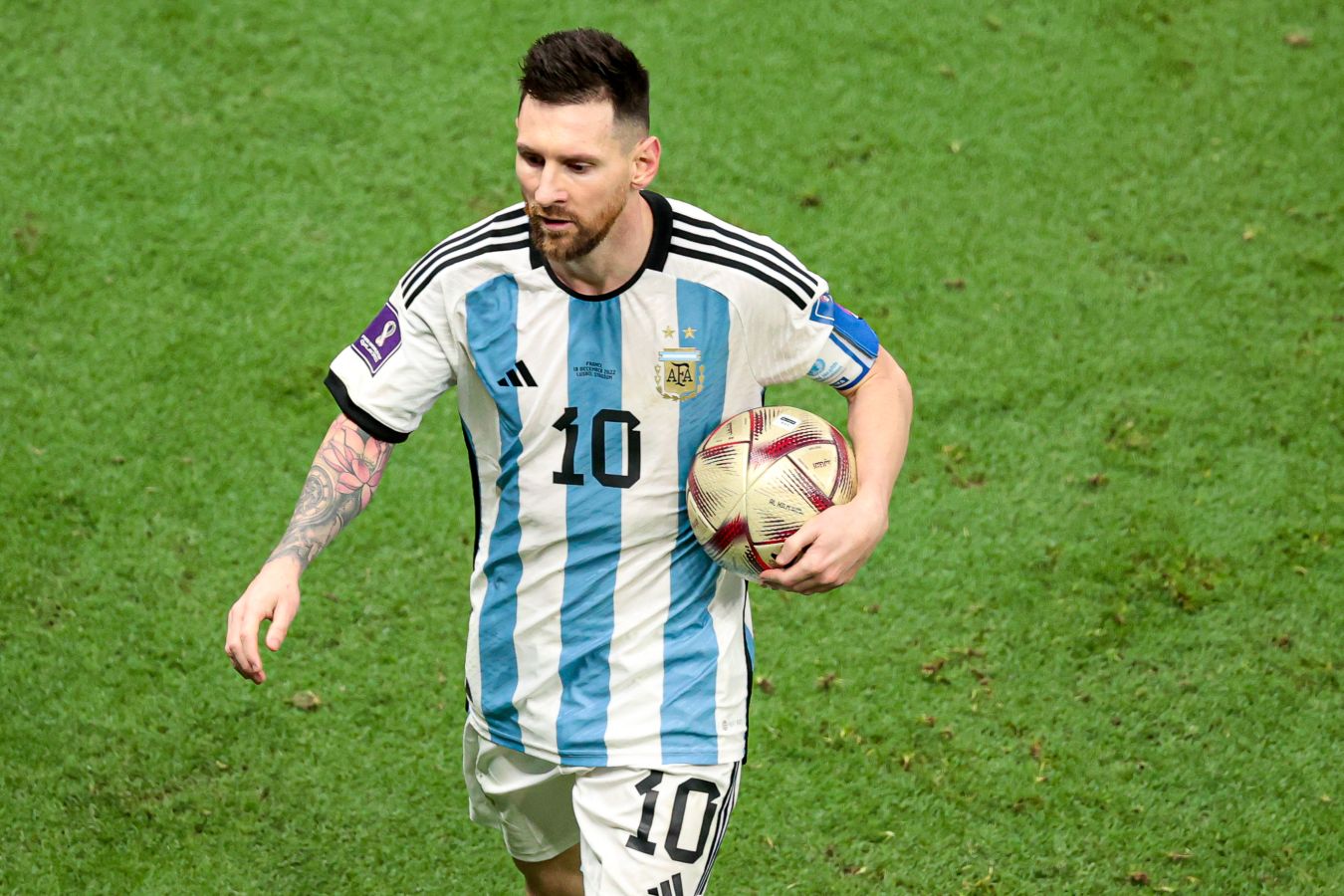«Мне кажется это несправедливым». Месси — о критике игроков Аргентины после победы на ЧМ