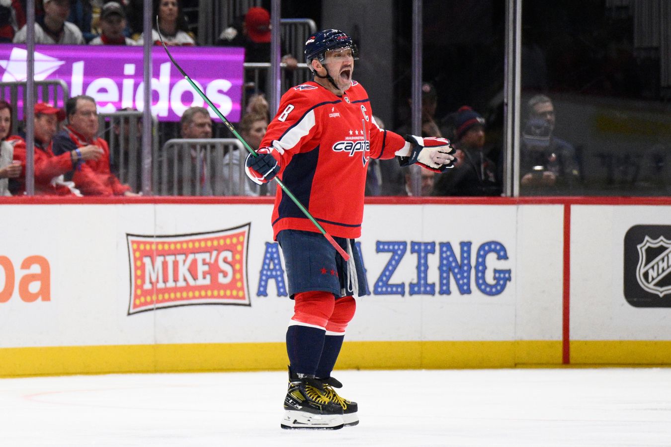 Овечкин стал лучшим голеадором в истории хоккея