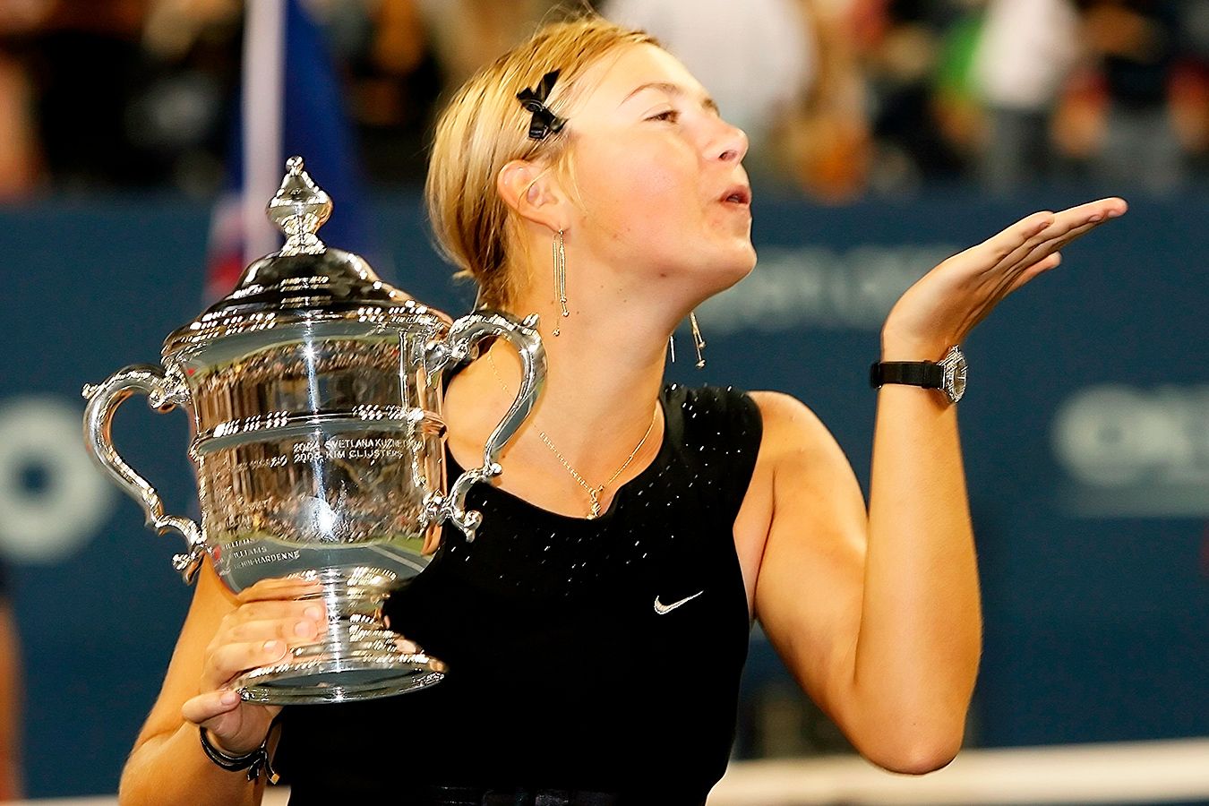 19-летняя Мария Шарапова выиграла US Open — 2006, победив Жюстин  Энен-Арденн в финале: не обошлось без скандала - Чемпионат