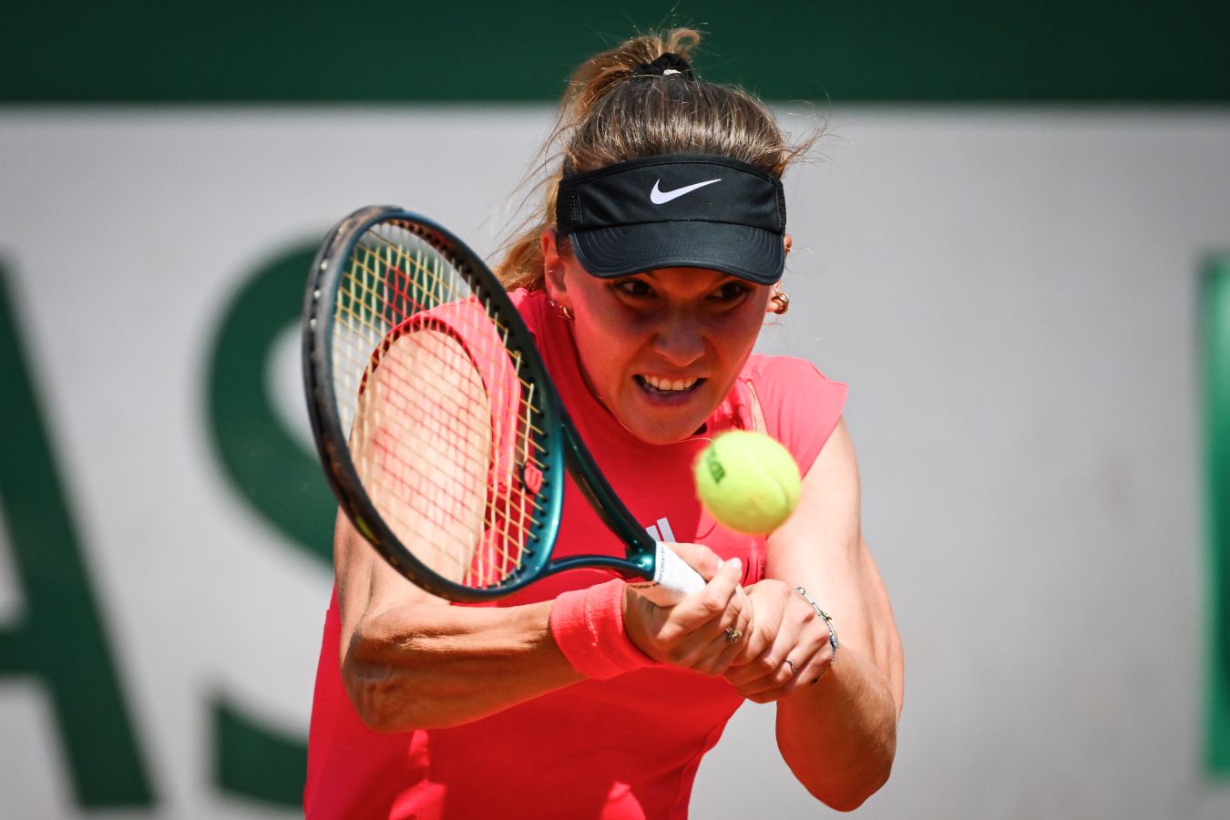 Оксана Селехметьева с баранкой победила соперницу и вышла во второй круг на AO-2026