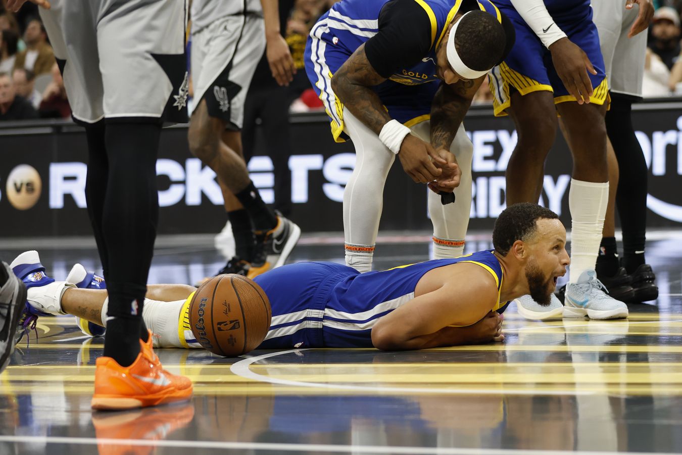 Стефен Карри переписал историю