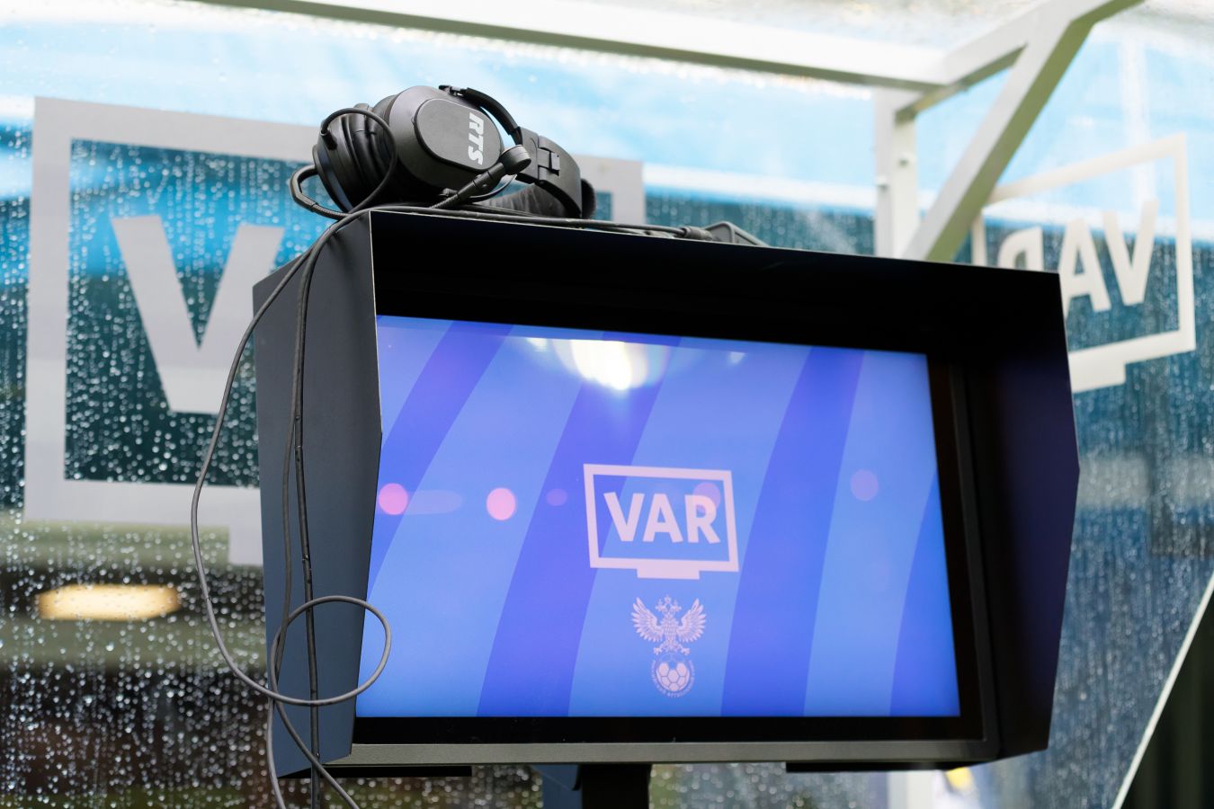В РФС сообщили, что в новом сезоне РПЛ судьи на VAR не смогут использовать офсайдные линии