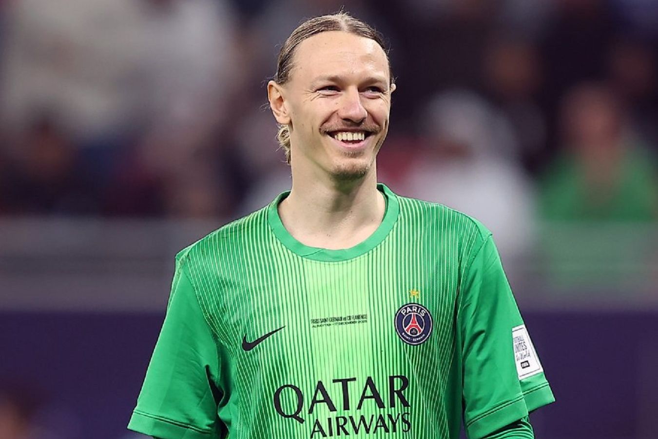 У Сафонова была шпаргалка, которая помогла ему отразить четыре пенальти в финале за ПСЖ