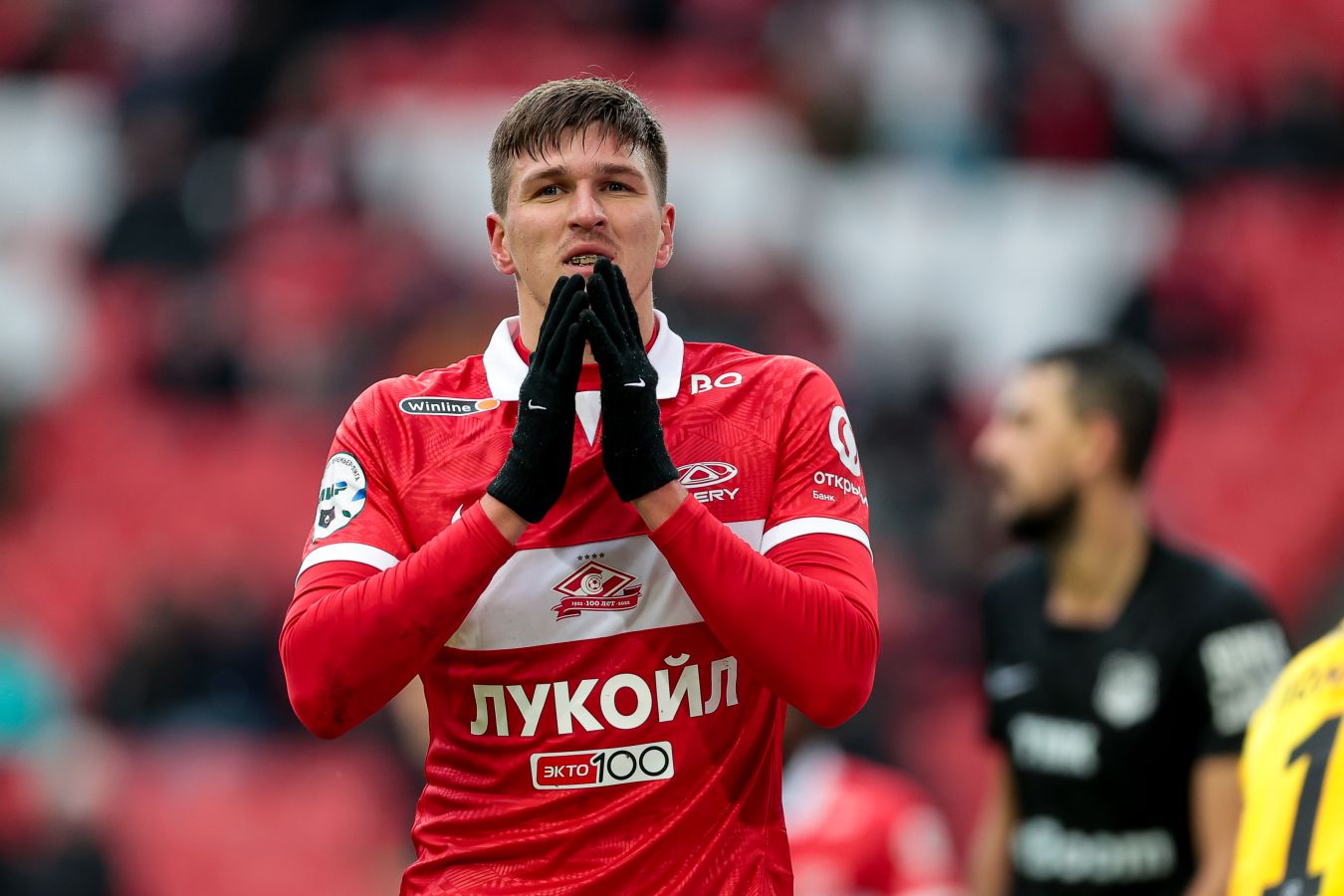 Александр Соболев продолжает считать, что его гол в ворота «Урала»  засчитали - Чемпионат