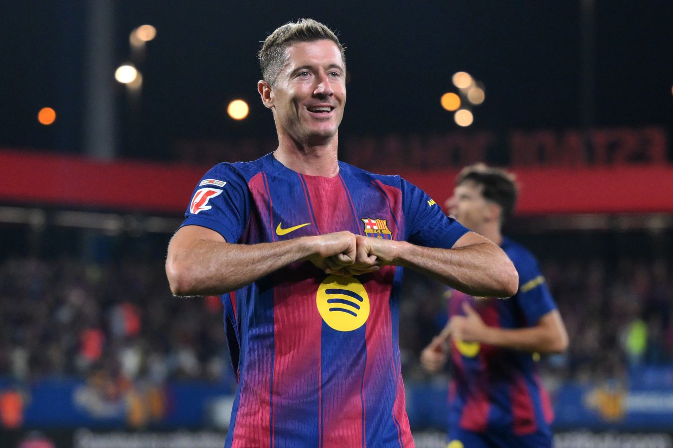 Флик рассказал о состоянии здоровья Левандовского перед игрой Барселоны с Вильярреалом