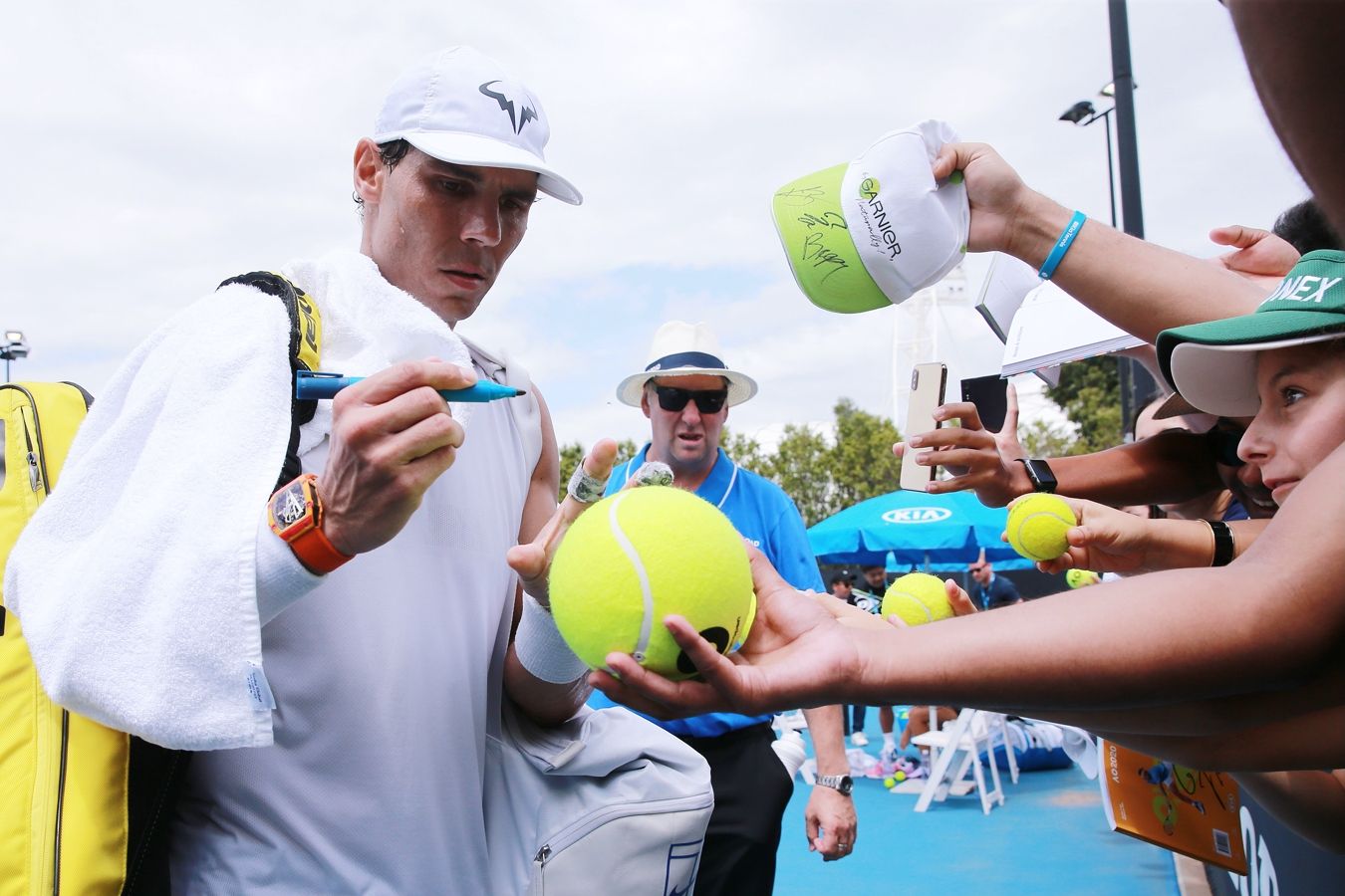 Рафаэль Надаль резко раскритиковал качество мячей на Australian Open 2023