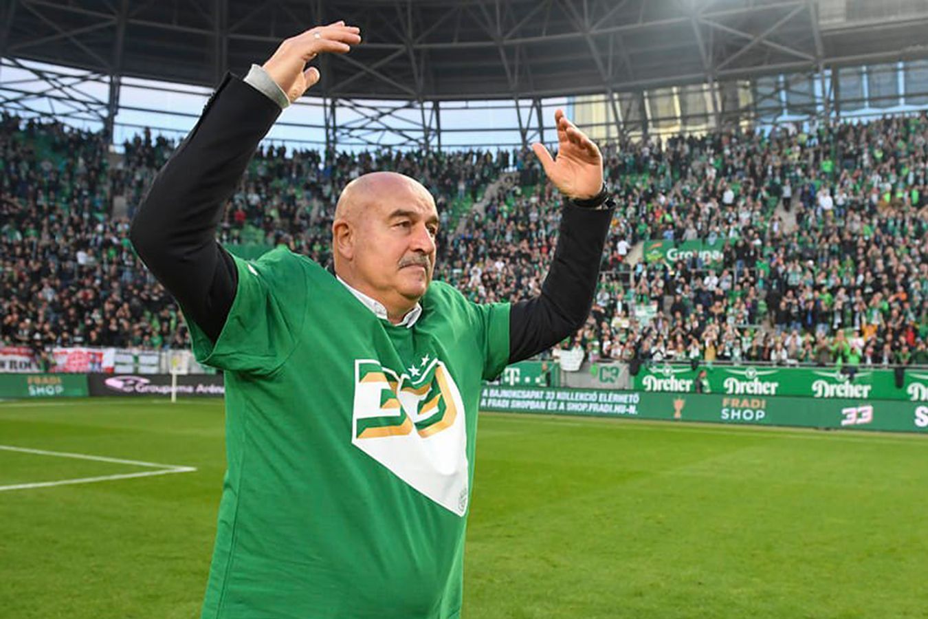 Станислав Черчесов прокомментировал второе досрочное чемпионство в Ференцвароше