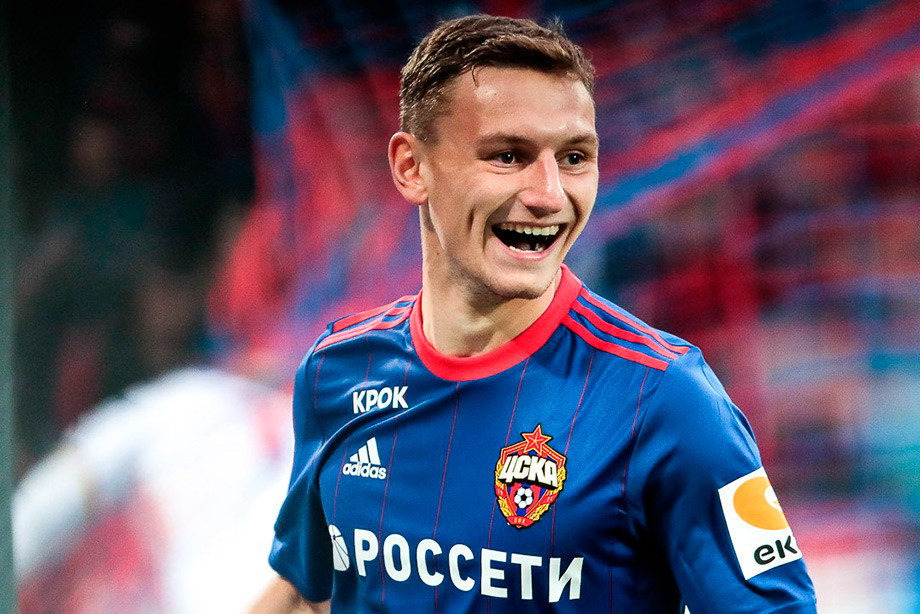 Видео: Чалов подарил футболку юному болельщику после поражения ЦСКА