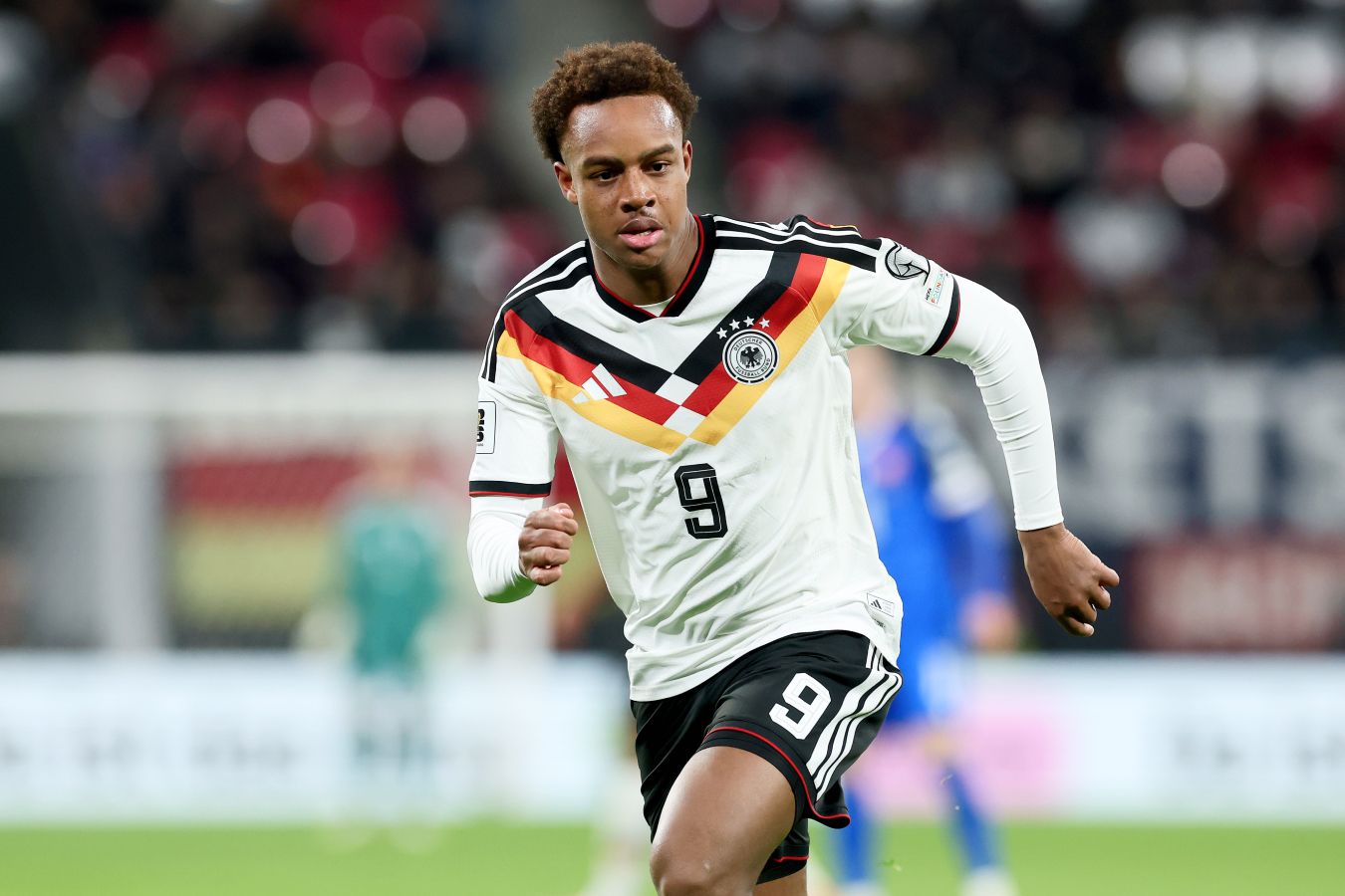 Челси и МЮ могут побороться за полузащитника сборной Германии  Sky Sports