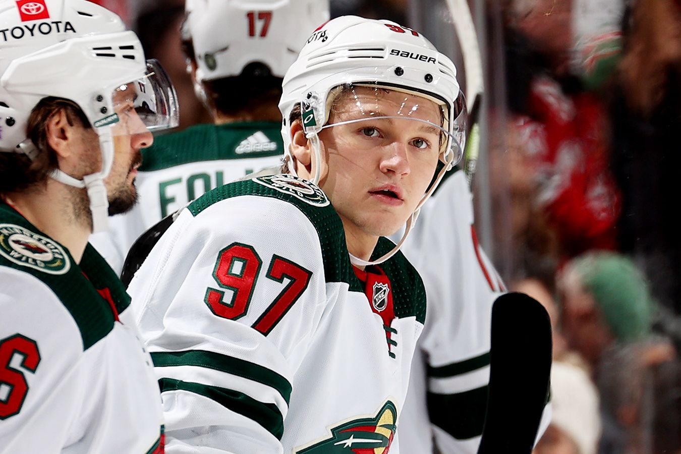 Его игра без шайбы на световые годы опережает возраст. Аналитик NHL.com о Капризове