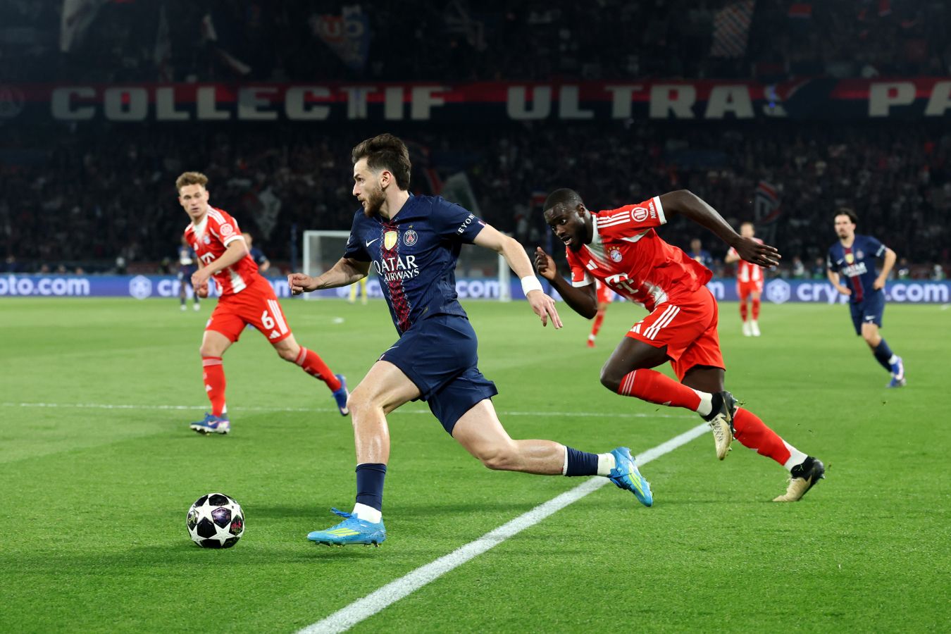 Луис Энрике и Венсан Компани побеседовали после матча «ПСЖ» и «Баварии»