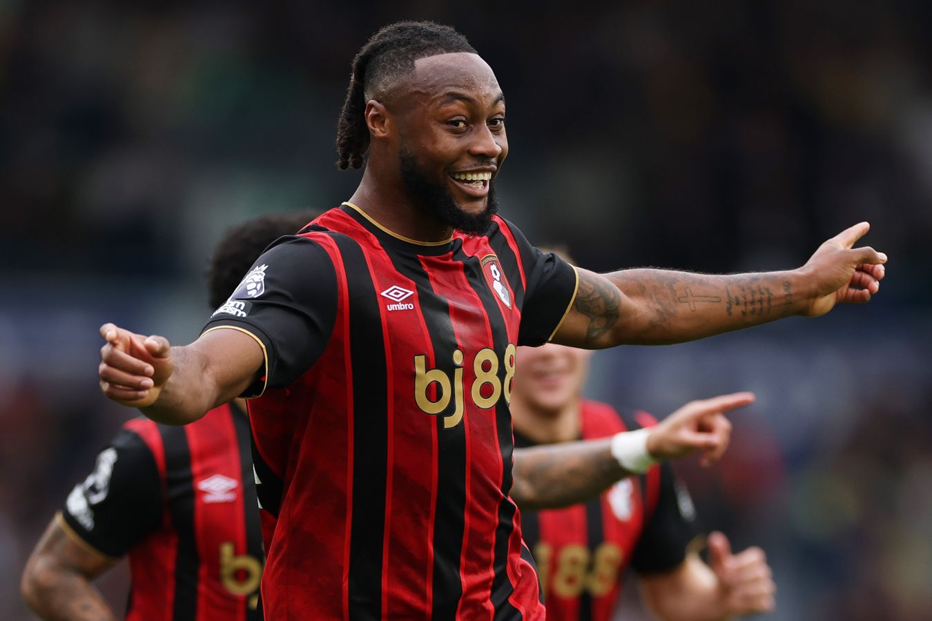 В Англии раскрыли, сколько Манчестер Юнайтед готов заплатить за переход Семеньо