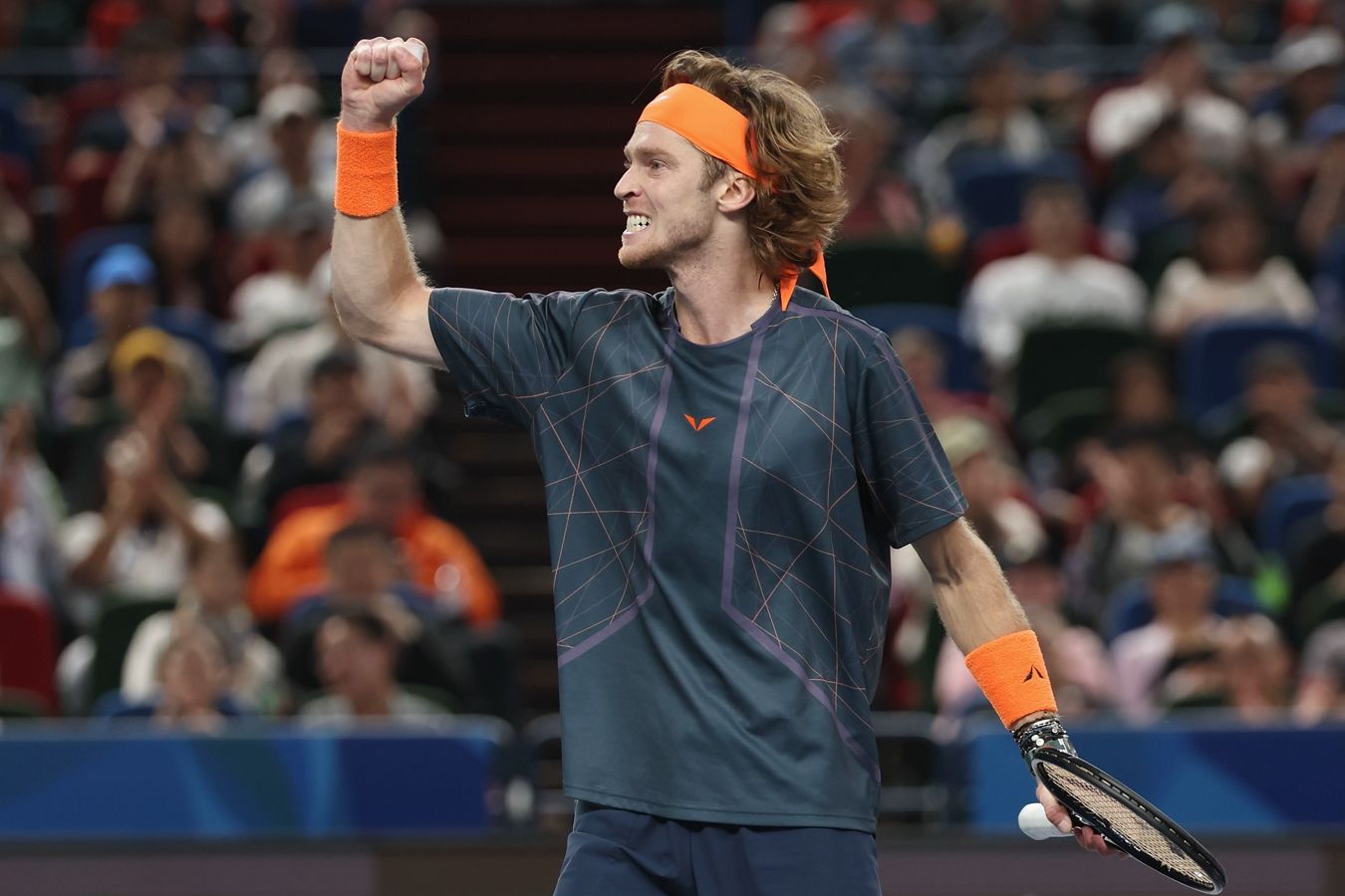 Андрей Рублёв уверенно обыграл Бублика на старте турнира ATP-500 в Дохе