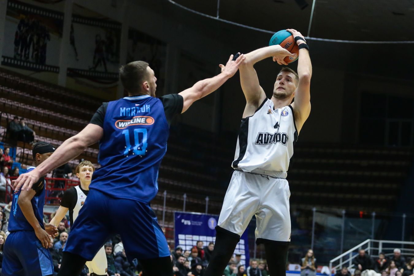 Зенит одержал вторую победу подряд в Единой лиге, обыграв Автодор