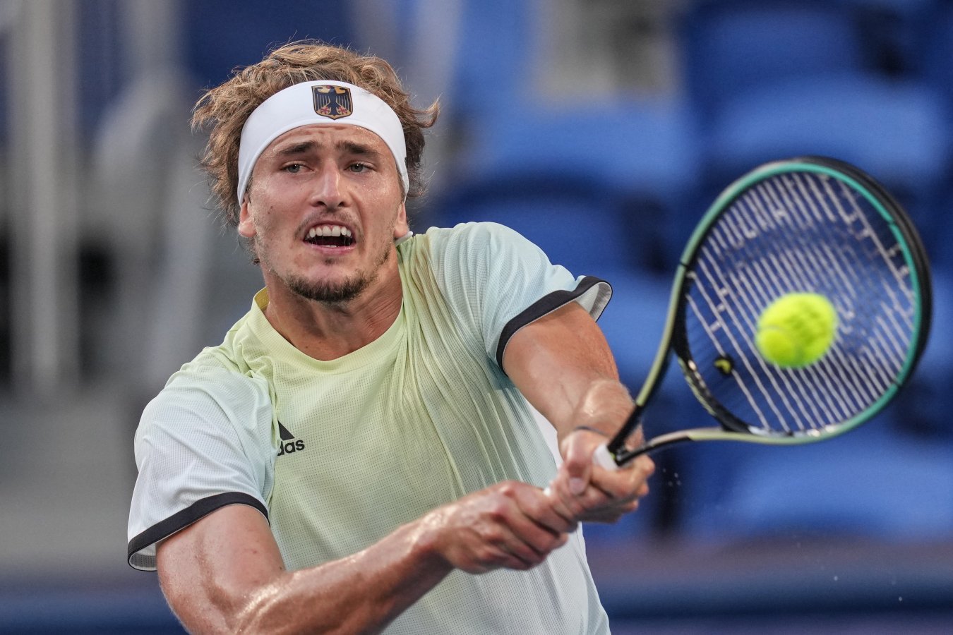 Зверев поднялся на третью строчку в чемпионской гонке ATP. В топ-10 двое россиян