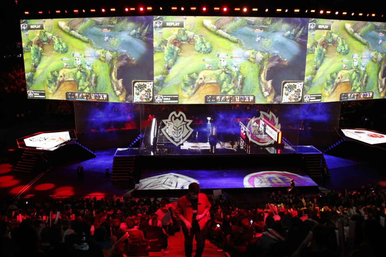 Чемпион мира по LoL: в Китае киберспортсменам запрещено стримить другие игры