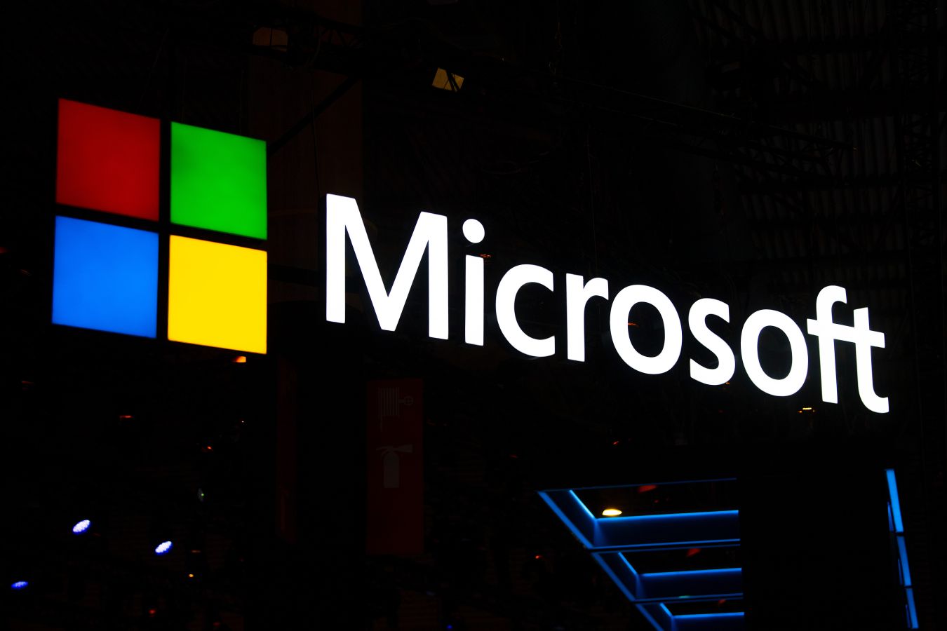 Microsoft хочет и дальше осуществлять свою деятельность в России