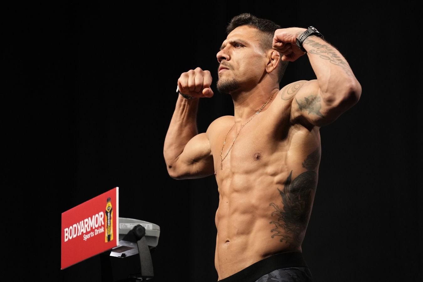 Бывший чемпион UFC заявил о желании покинуть лёгкий дивизион и перейти в полусредний