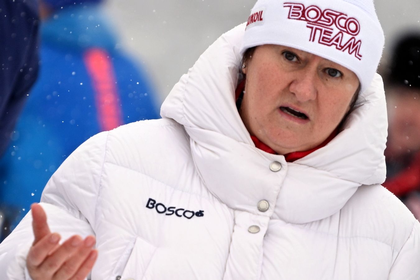 Елена Вяльбе призвала СМИ не нагнетать ситуацию с состоянием Раисы Сметаниной
