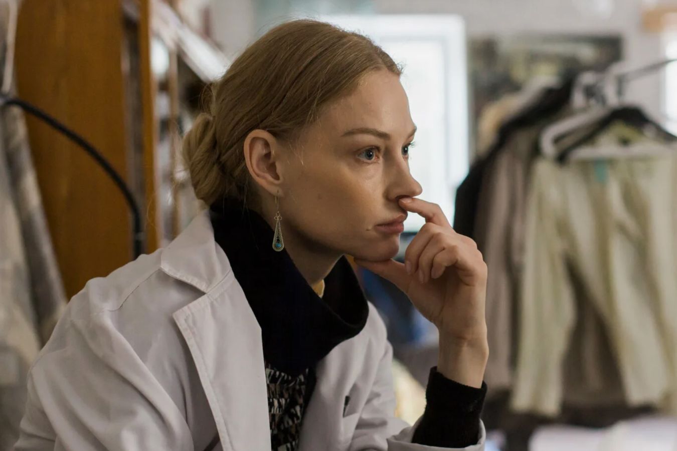 В фильме «Отель «У погибшего альпиниста» сыграют Светлана Ходченкова и Алёна Михайлова