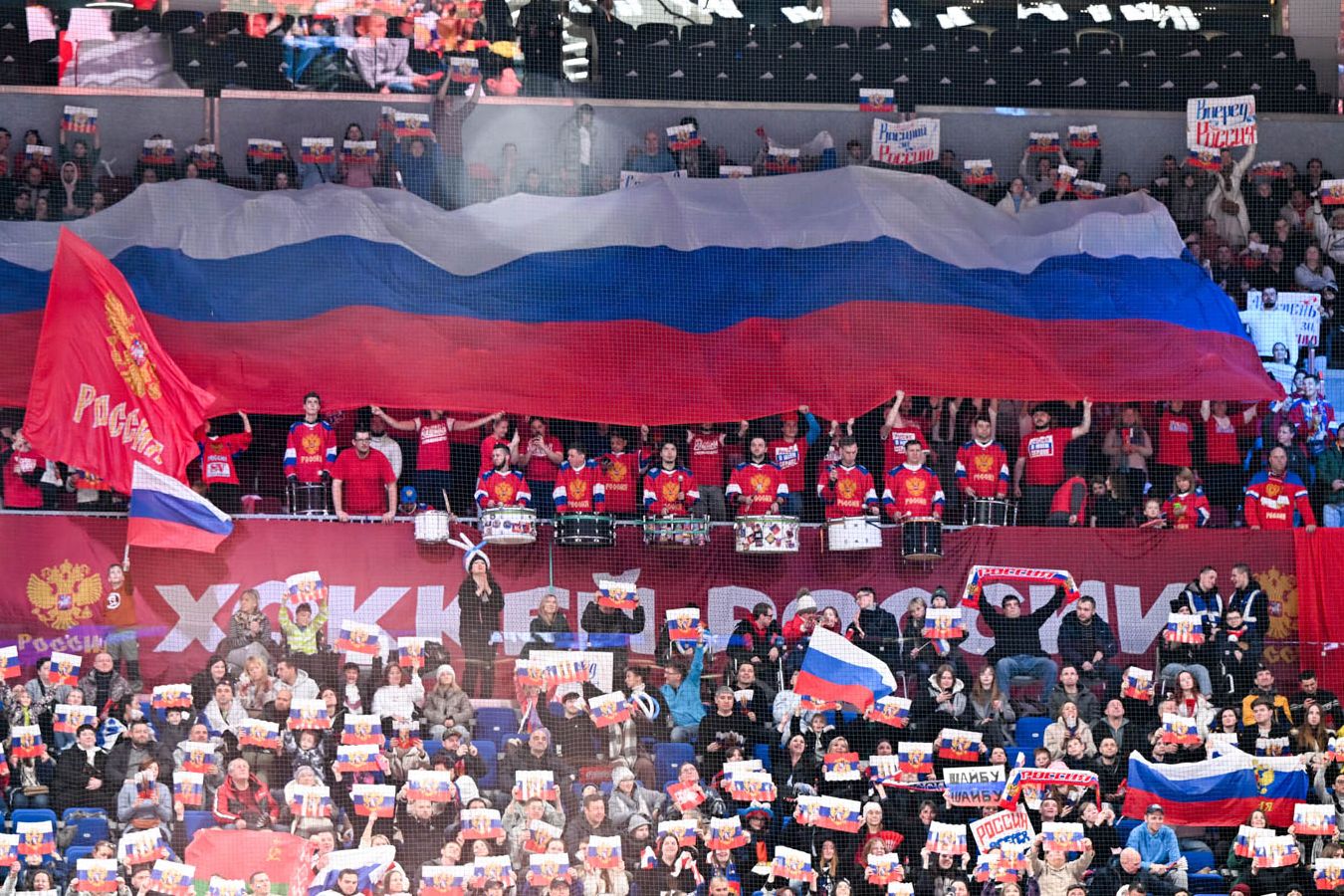 Нападающий сборной России поделился впечатлениями от игры на «СКА Арене»