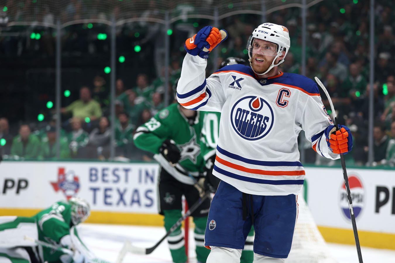 Драйзайтль одной фразой оценил эффектный проход Макдэвида во 2-м матче финала Кубка Стэнли