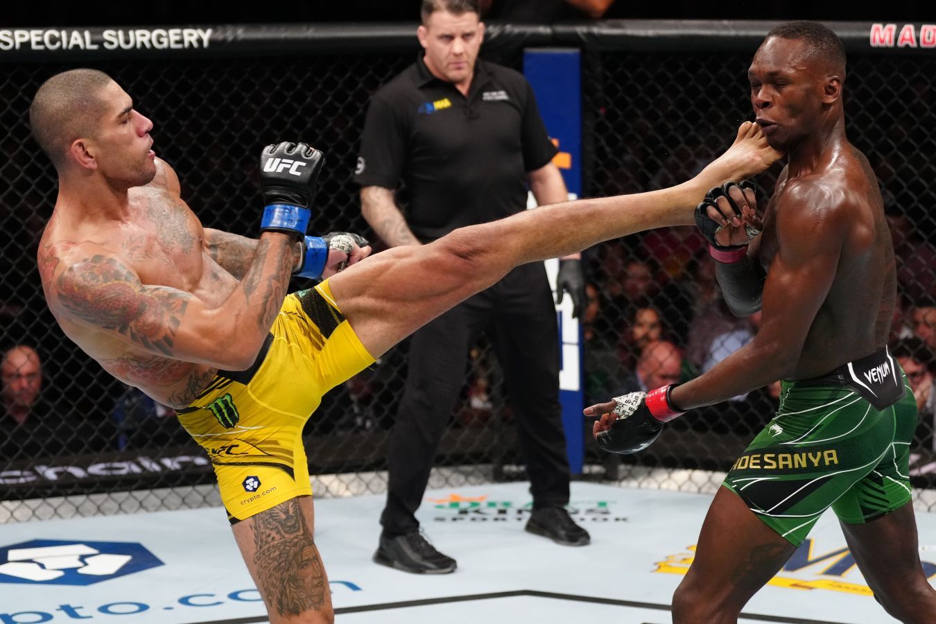 Экс-чемпион UFC рассказал, когда Перейра и Адесанья должны будут провести реванш