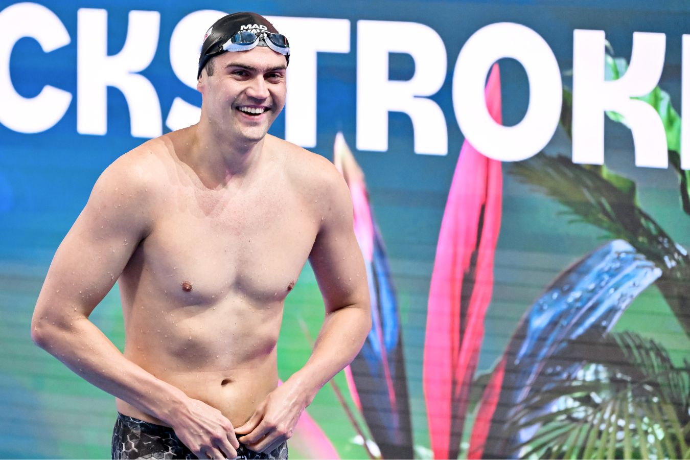 Российским пловцам вернули флаг и гимн!