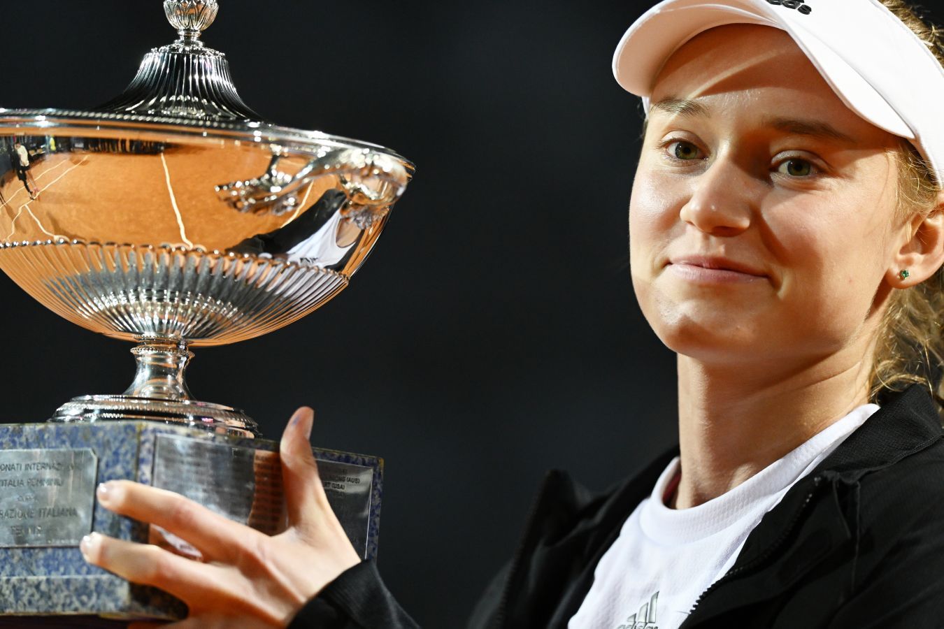 Елена Рыбакина вышла во второй круг Australian Open шестой сезон подряд