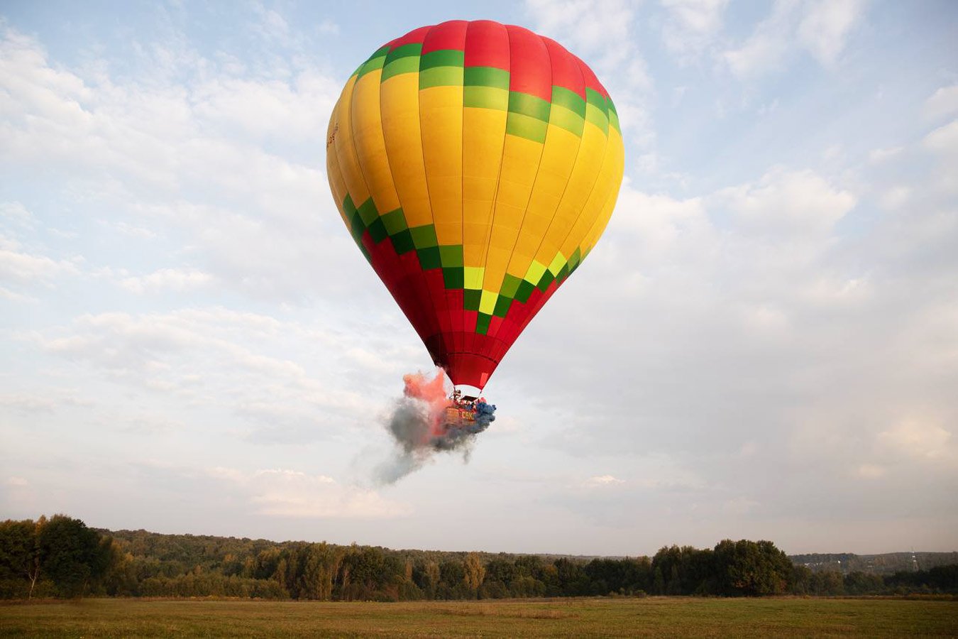 антенна в виде шара. звуковые и световые сигналы мппсс 72. черный шар на судне. радиопрозрачное укрытие рпу. комплекс мобильный осветительный мок-4х100led-5.