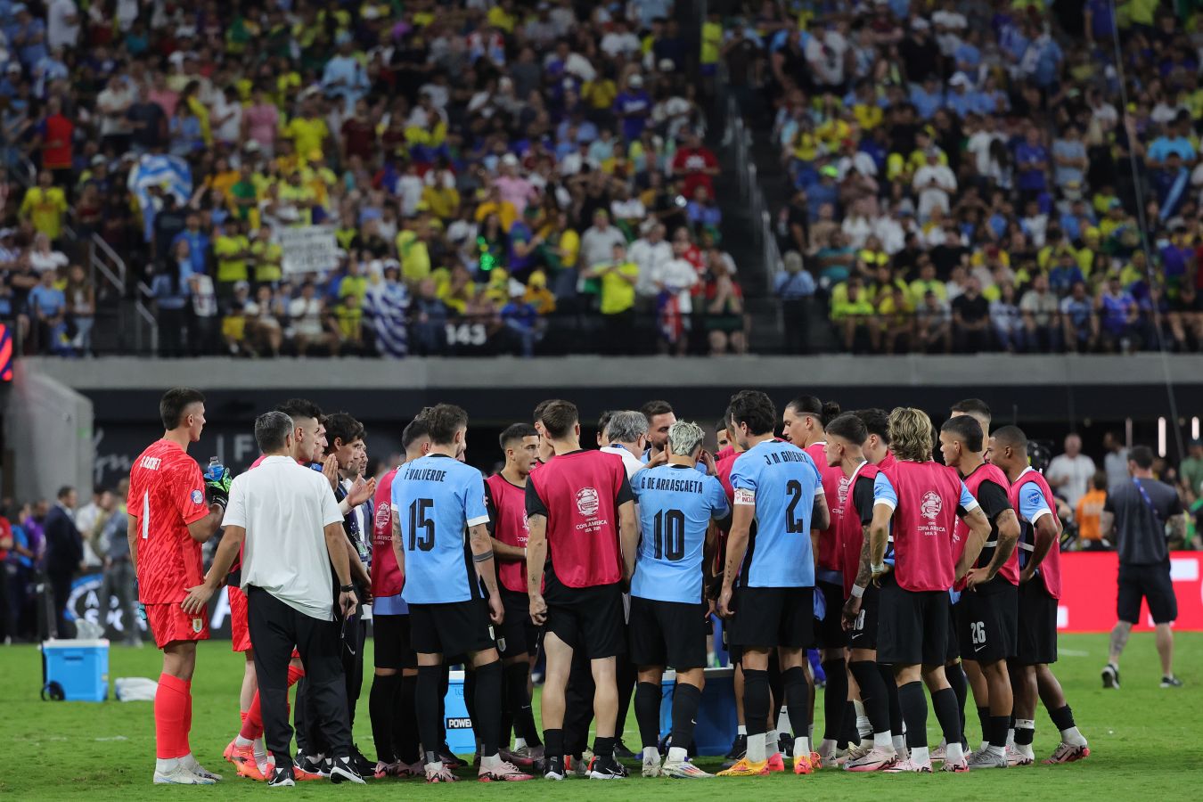 Видеообзор победы сборной Колумбии над Уругваем в матче 1/2 финала Кубка Америки — 2024