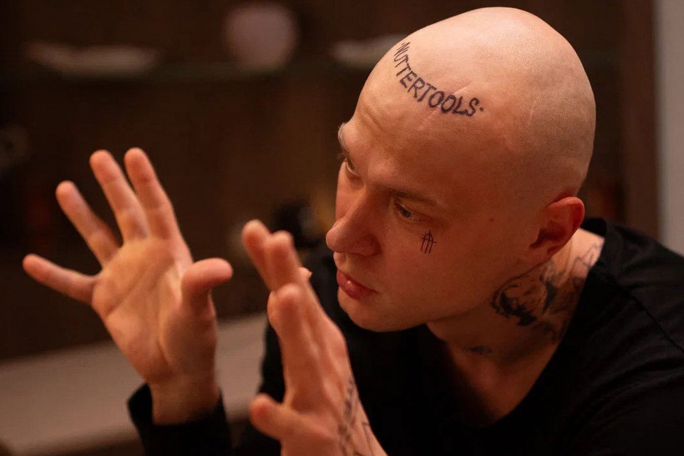 Сериал «Урок» с Юрой Борисовым стартует 25 апреля — большой трейлер