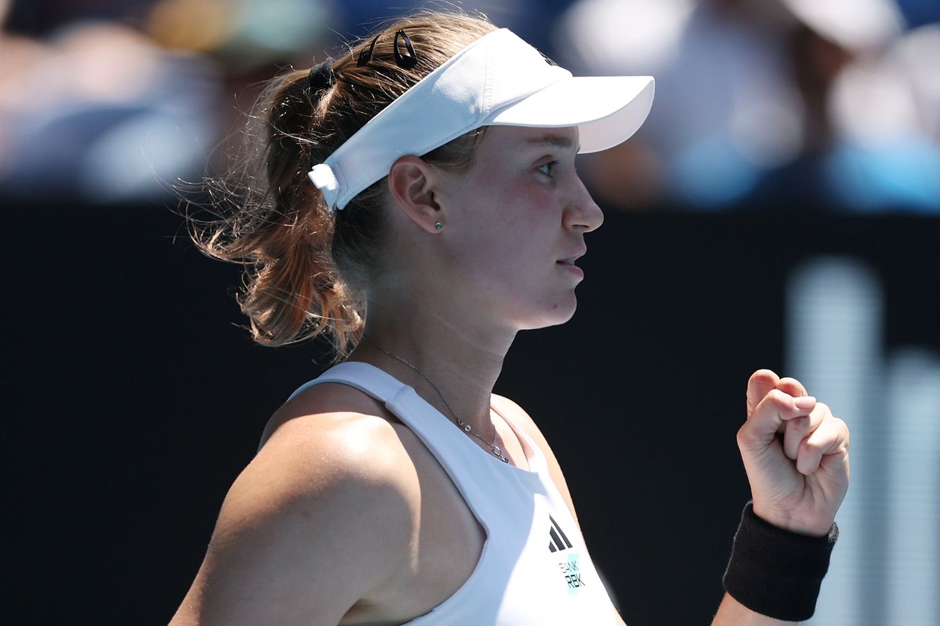 Елена Рыбакина вышла в четвертьфинал турнира WTA-1000 в Майами
