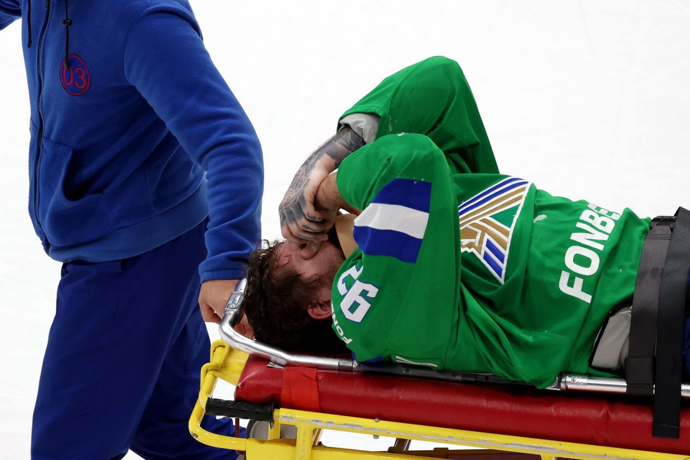 Козлов рассказал, какую травму получил Кузнецов в третьем матче серии с Локомотивом