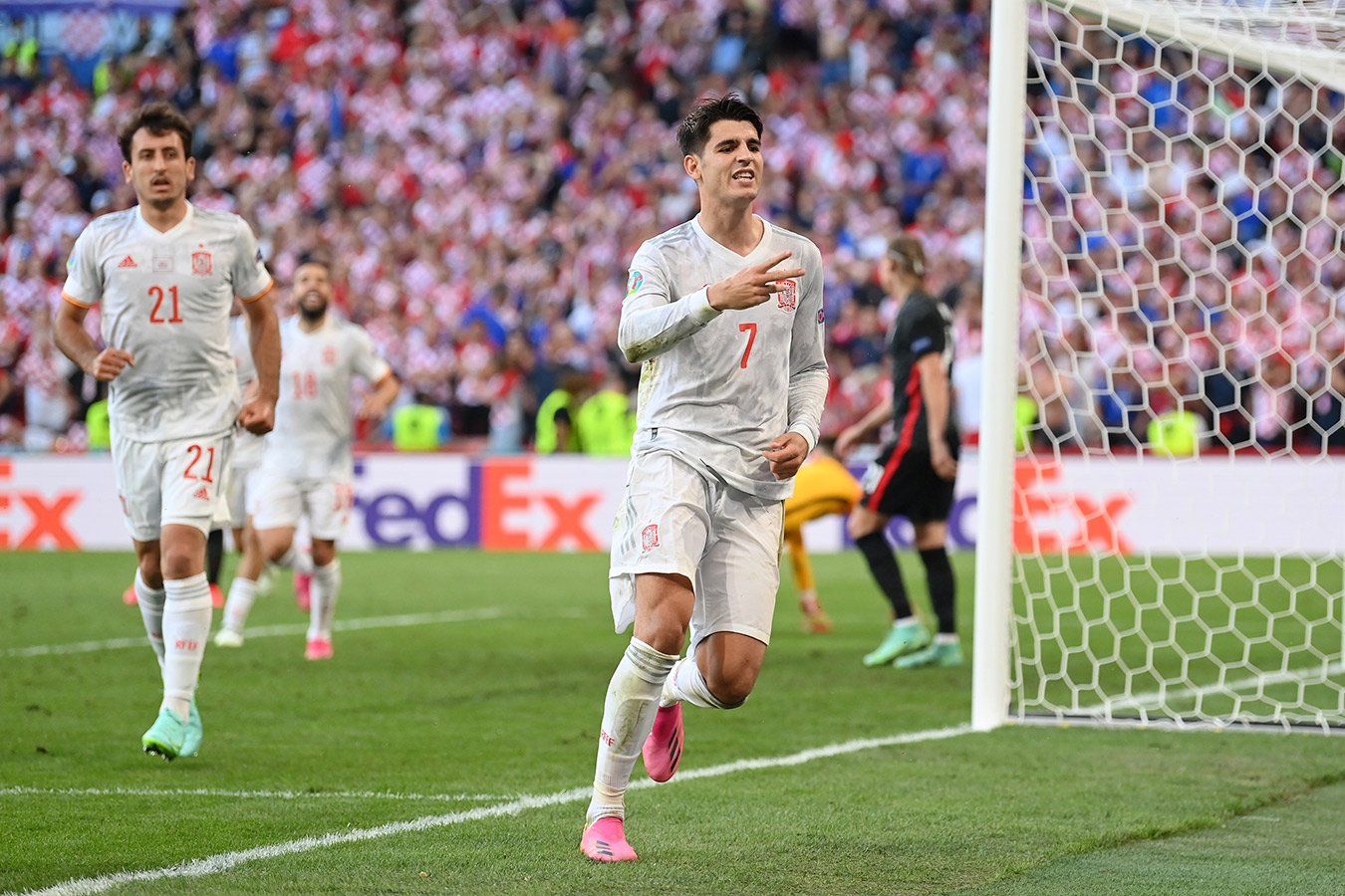Матч Испании и Хорватии стал вторым по результативности в истории Евро