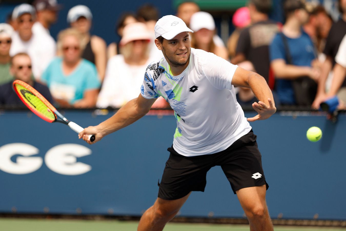 Павел Котов не смог пробиться в основную сетку турнира ATP-500 в Дохе