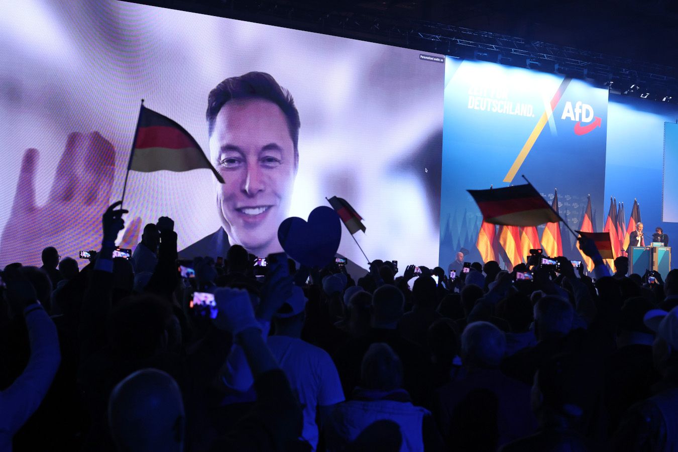 В Германии отказываются от машин Tesla из-за Илона Маска