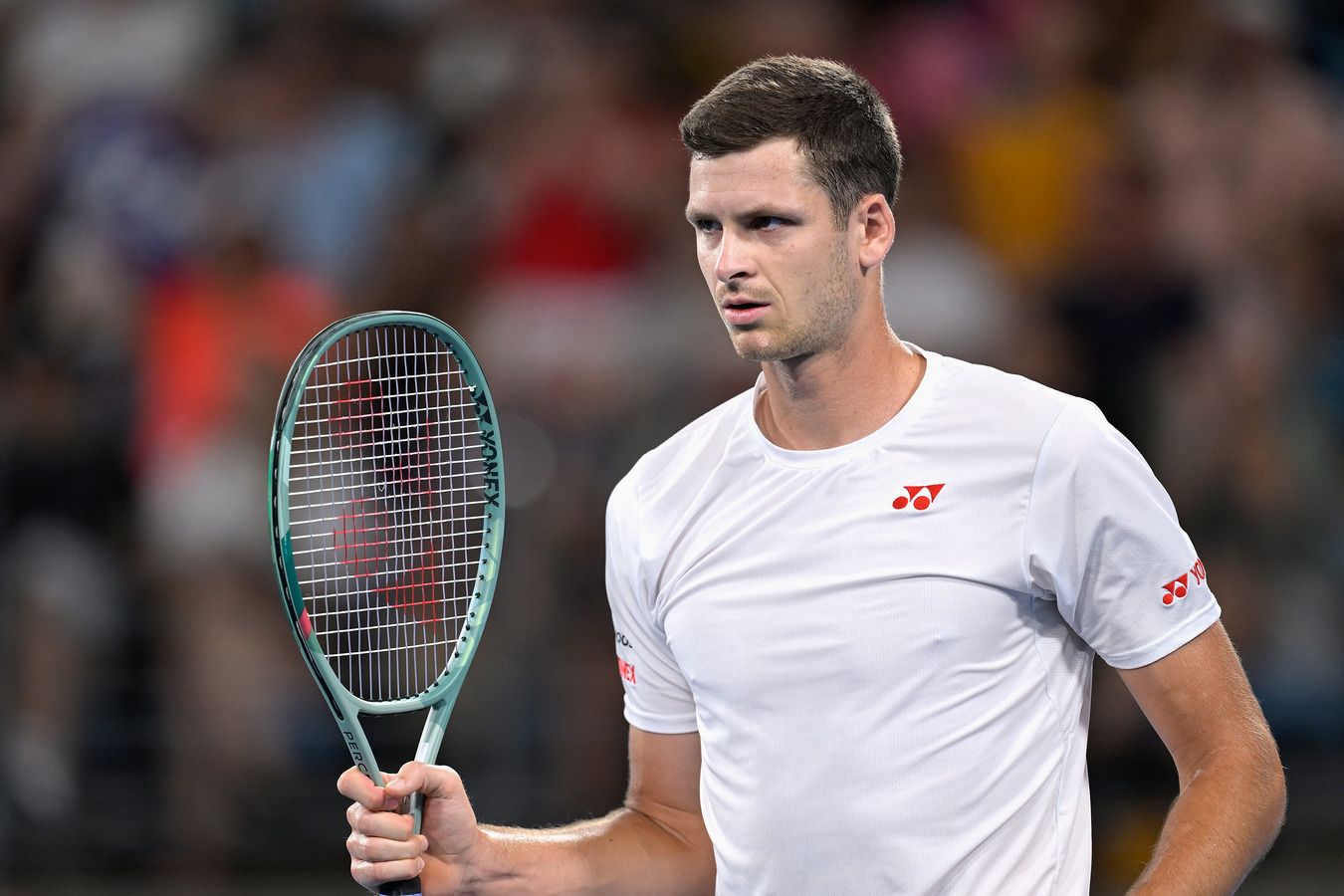 Хуберт Хуркач снялся с турнира ATP-500 в Базеле