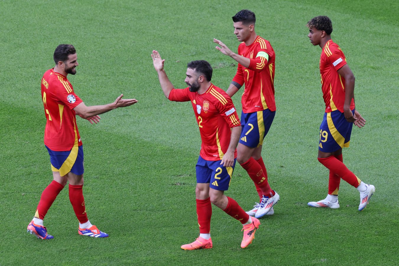 Испания в первом тайме матча с Грузией повторила рекорд сборной России по ударам на Евро