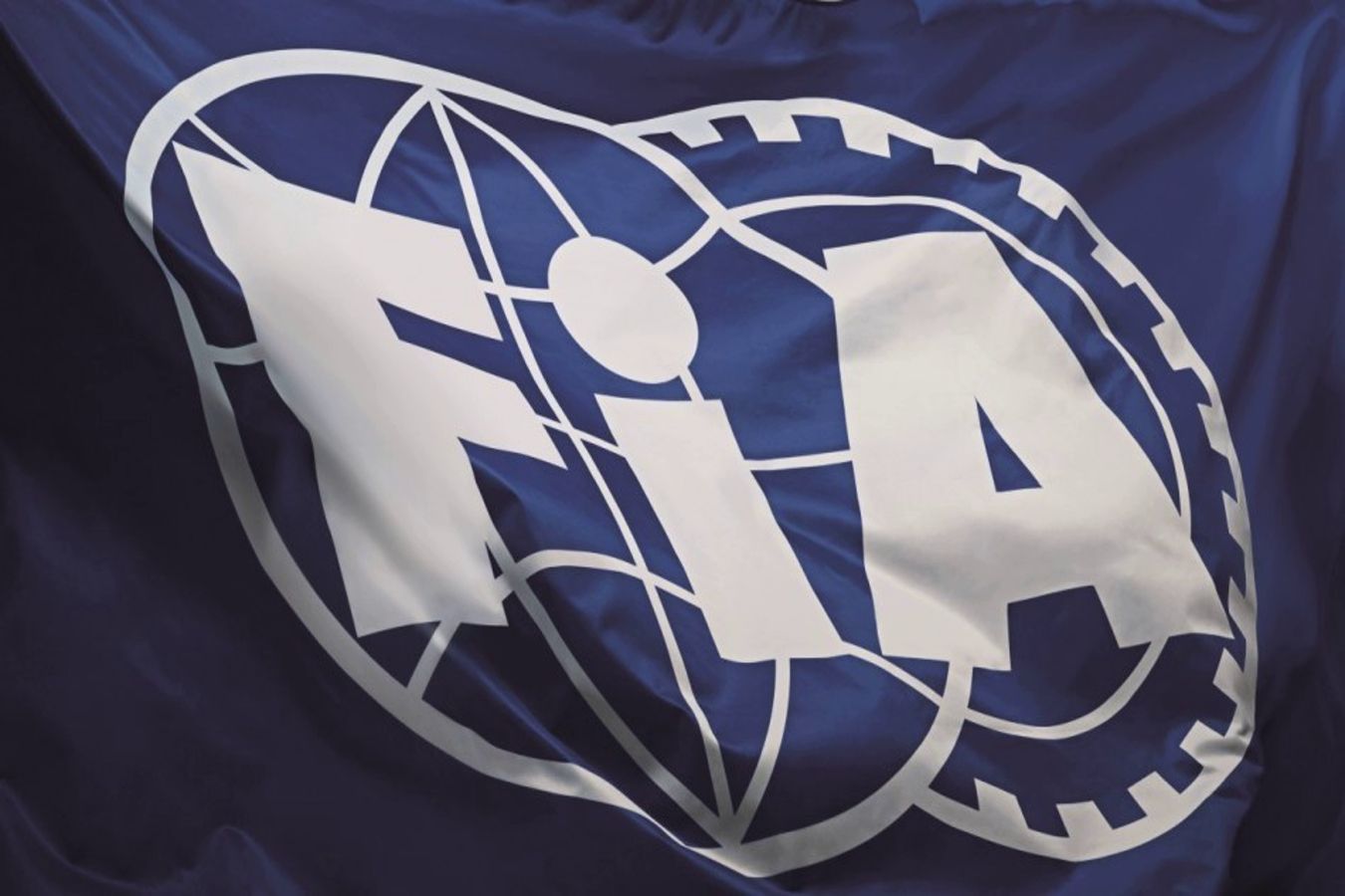ФИА изменит начисление очков в Формуле-1 после скандала на Гран-при Японии