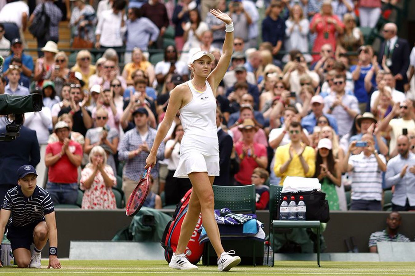 Представляет Казахстан. WTA сделала акцент на гражданстве Рыбакиной