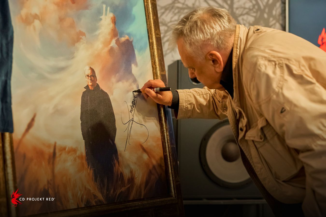 Создатель Ведьмака Анджей Сапковский посетил офис создателей игр The Witcher