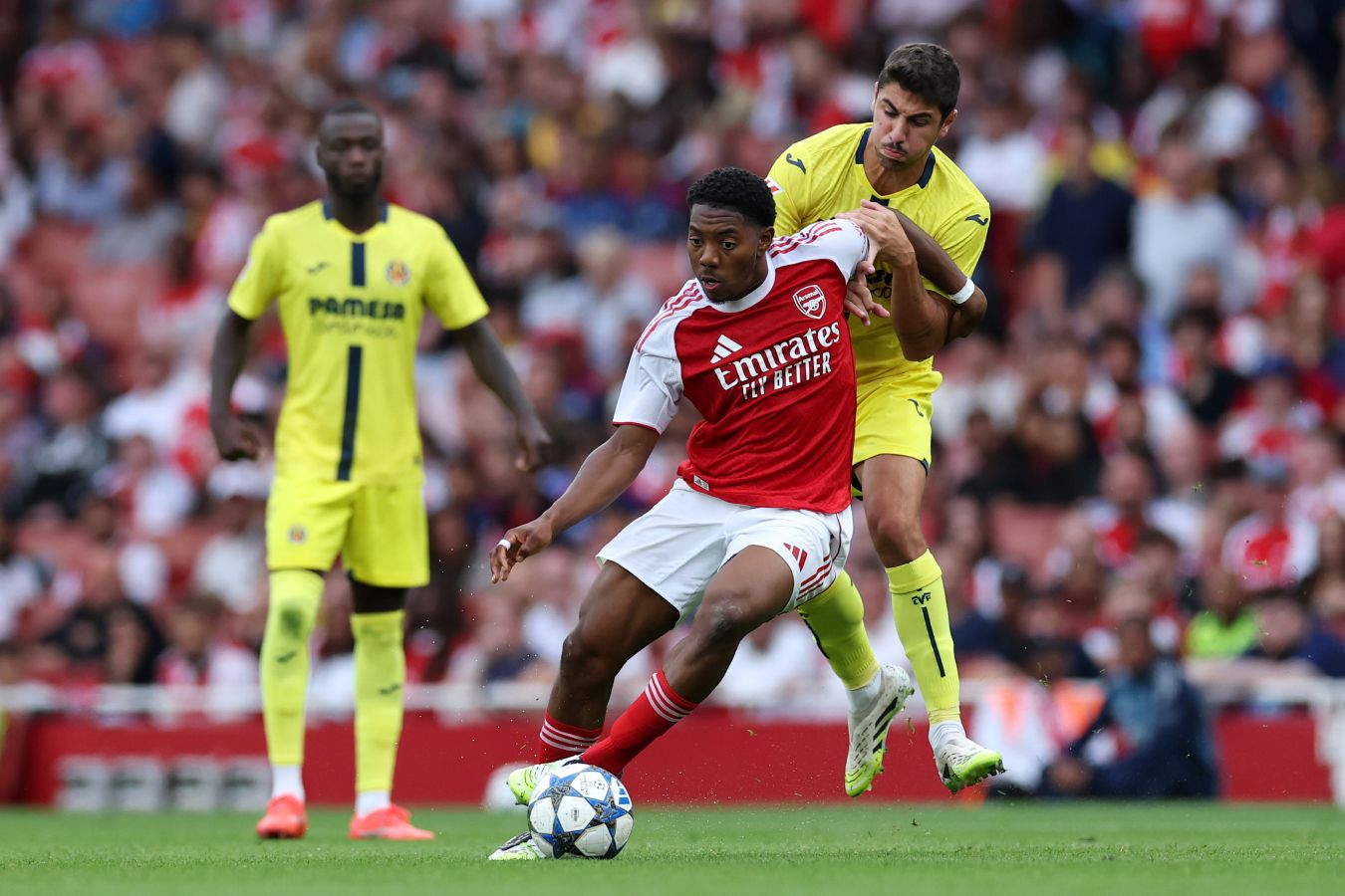 Арсенал уступил Вильярреалу в товарищеском матче