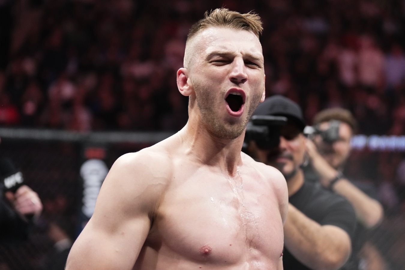 Дэн Хукер — о поединке с Джастином Гэтжи: UFC просто хочет, чтобы кто-то из нас умер