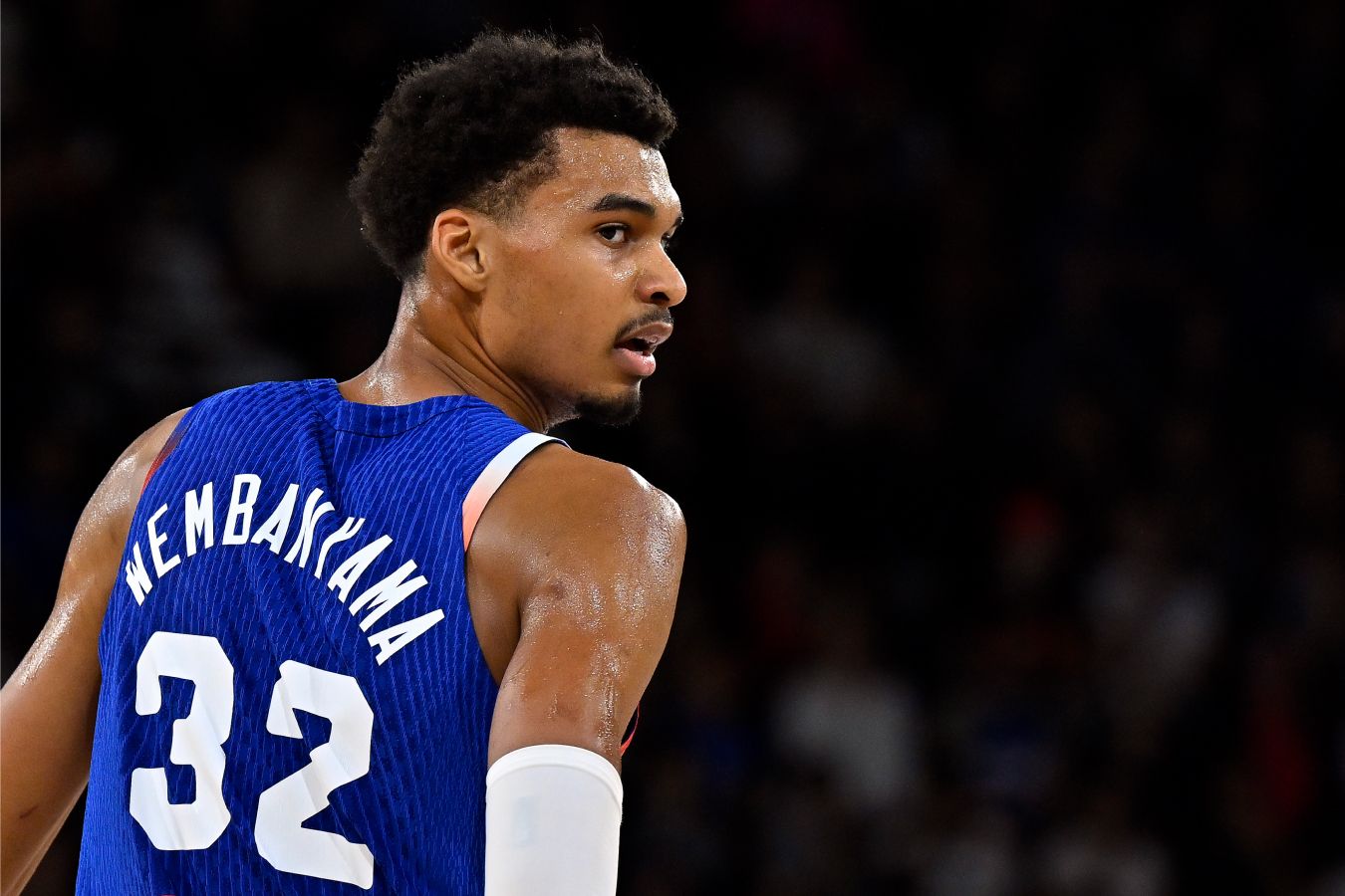 Почему во Франции критикуют Виктора Вембаньяму