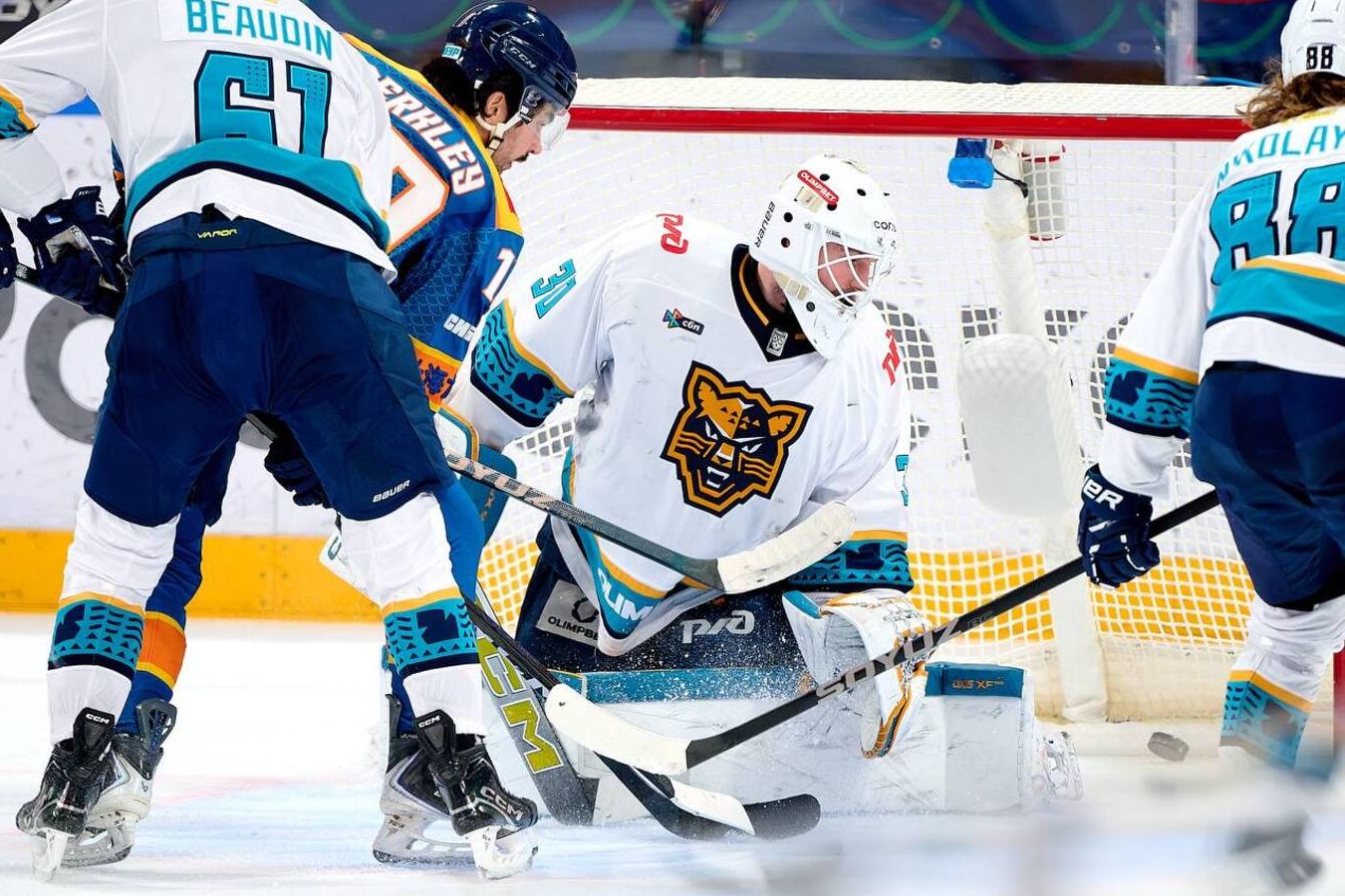 ХК Сочи прервал серию поражений, одержав победу над Шанхайскими Драконами