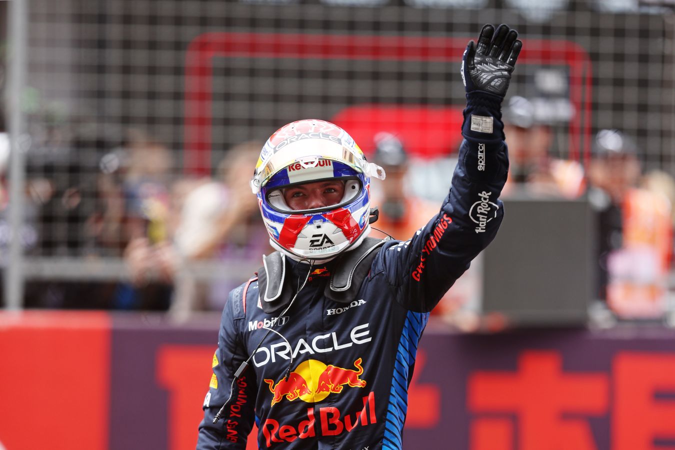 Ферстаппен выиграл спринт Гран-при Китая Формулы-1, Хэмилтон — 2-й, Алонсо сошёл