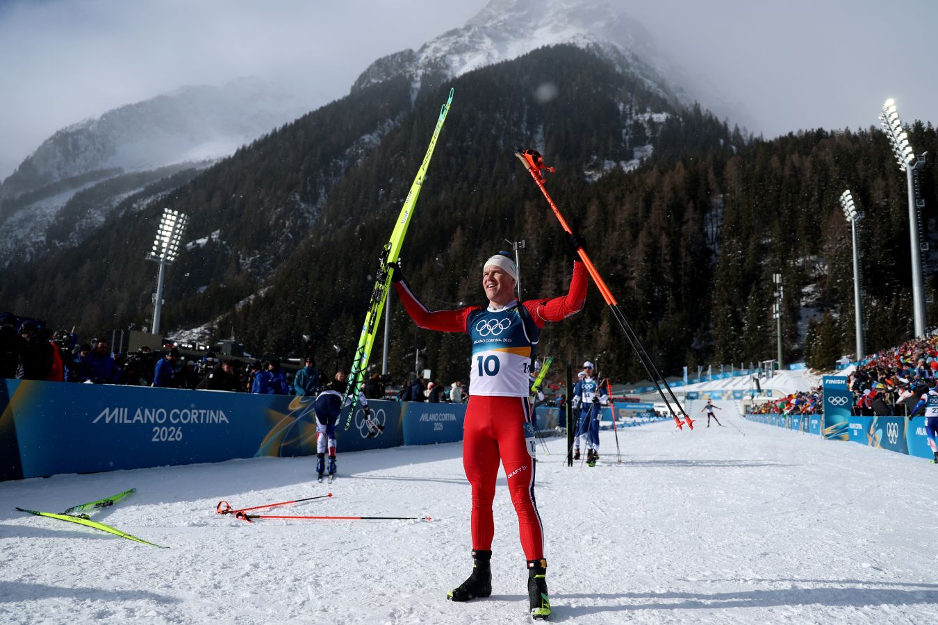 Последнюю гонку Олимпиады выиграл биатлонист, которого списали в эстафете. Поразительно!