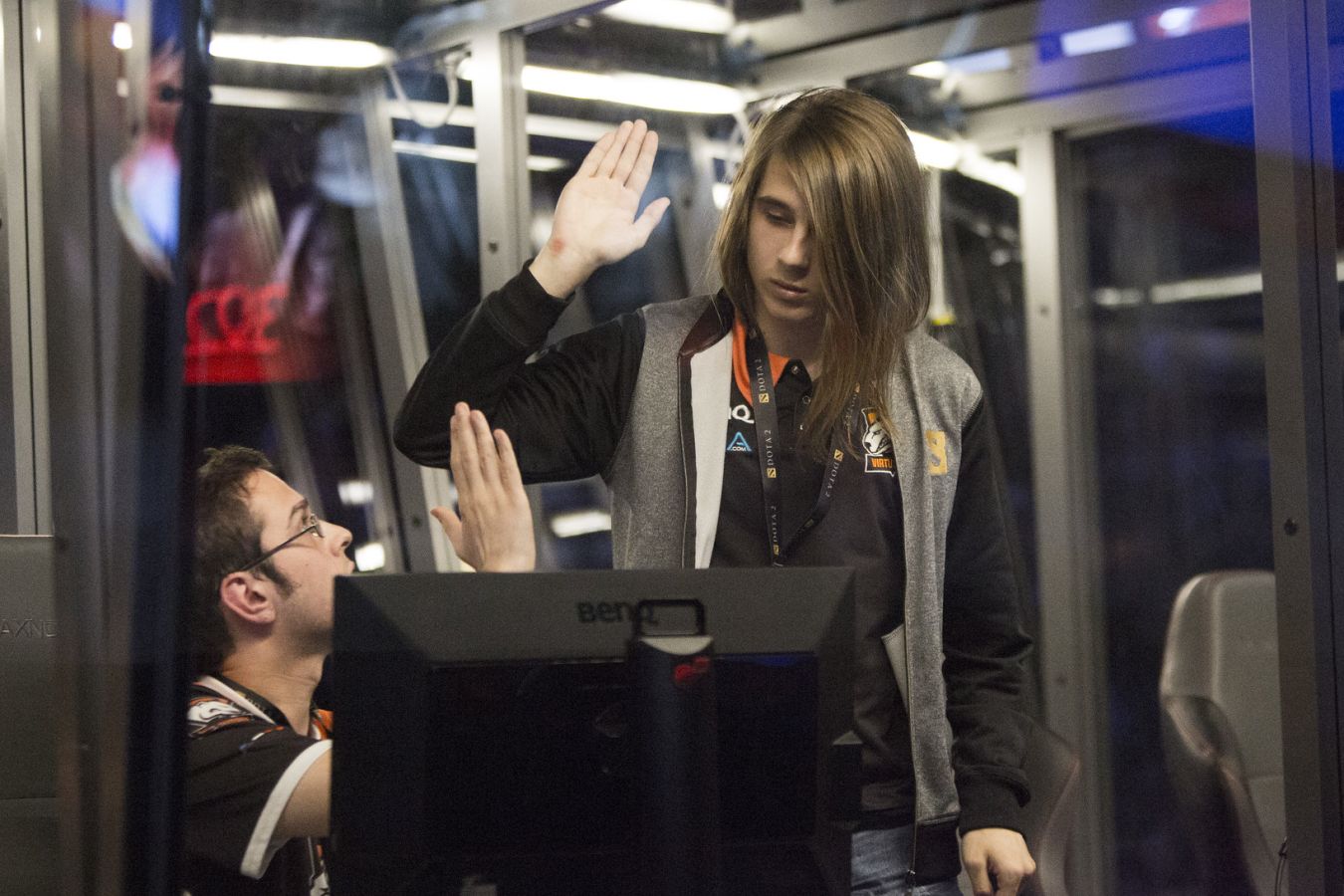 В Dota 2 вернули название российской Virtus.pro. До этого она играла под нейтральным тегом