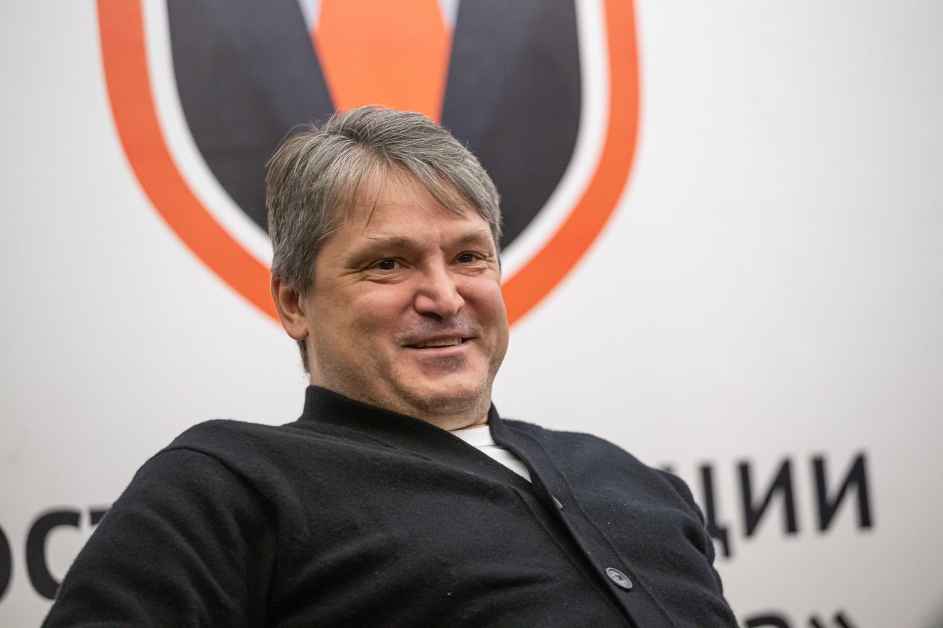 Вадим Евсеев запрыгнул на стол в раздевалке после победы Шинника в серии пенальти